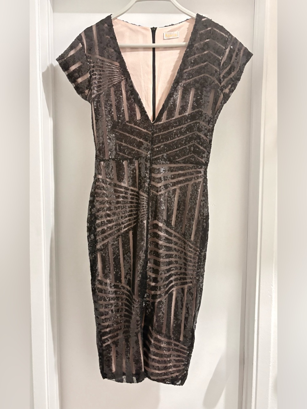Kearia Black Sequin Midi Dress with V-Neck